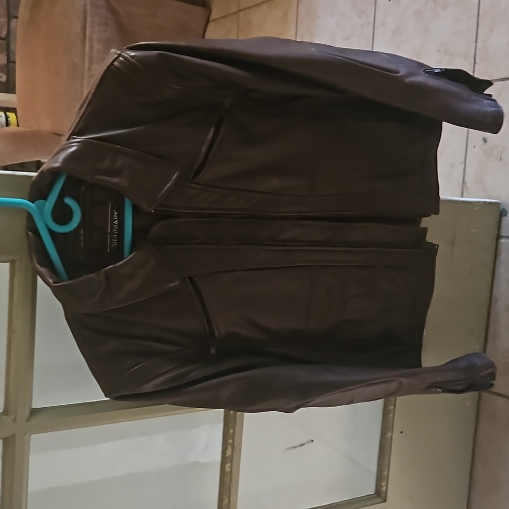 Jacket - Picture 2 of 3